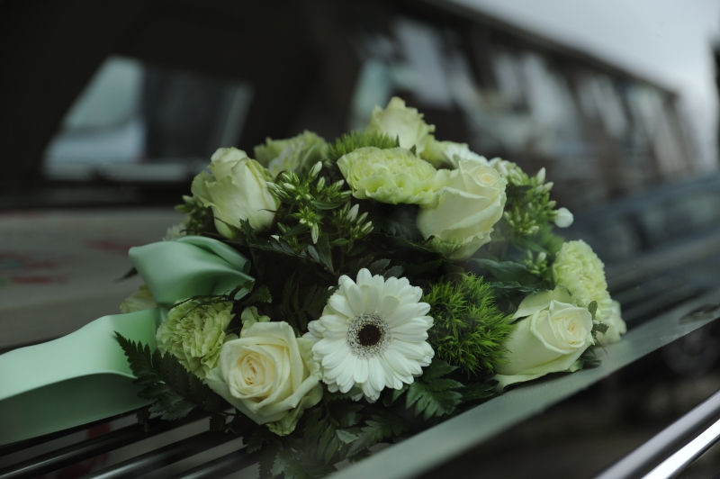 funeraire-LA BOLLENE VESUBIE-min_flowers-4839339